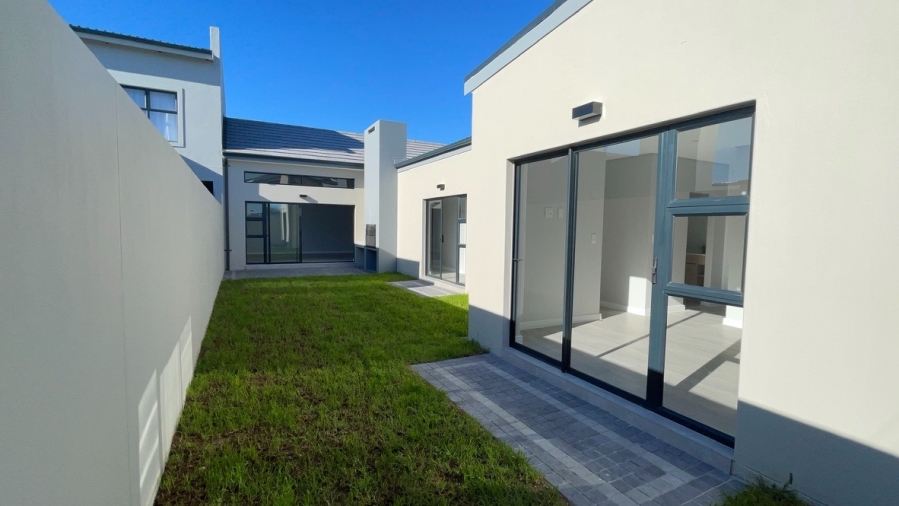 3 Bedroom Property for Sale in Sandown Western Cape